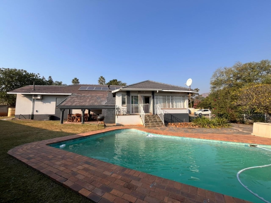 4 Bedroom Property for Sale in Protea Park North West